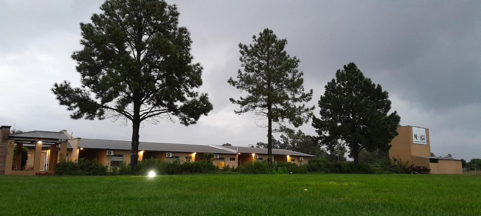 بيت شباب Noah Housing سانتو تومي المظهر الخارجي الصورة